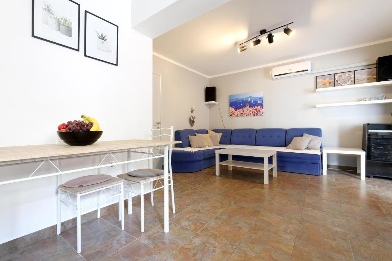 Apartman Don Pag Town Bagian luar foto