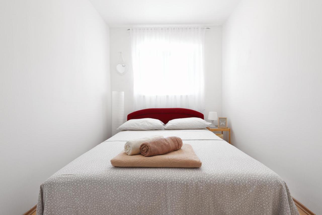 Apartman Don Pag Town Bagian luar foto